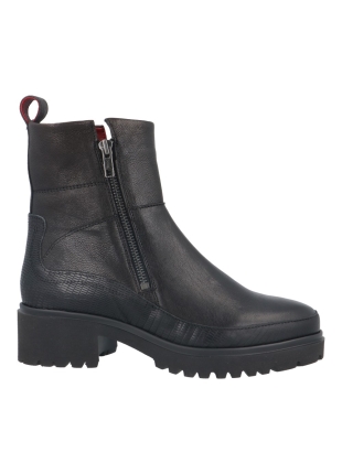 Piedi Nudi Coco